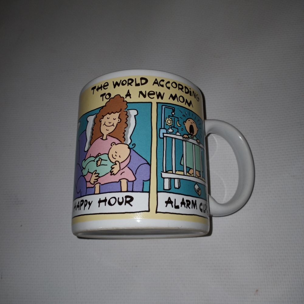 VINTAGE THE WORLD ACCORDING TO A NEW MOM CUP